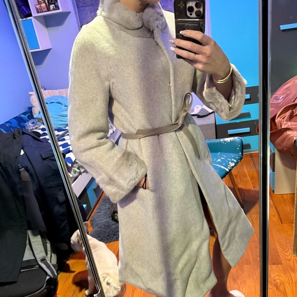 NWT nice and cozy coat with detached padding and adjustable belt - Picture 10 of 10